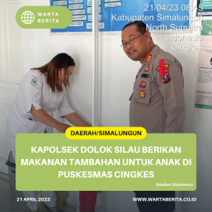 Kapolsek Dolok Silau Berikan Makanan Tambahan Untuk Anak Di Puskesmas Cingkes