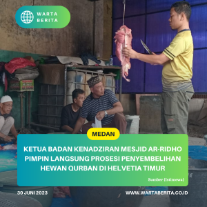 Ketua Badan Kenadziran Mesjid AR-Ridho Pimpin Langsung Prosesi Penyembelihan Hewan Qurban Di Helvetia Timur