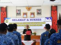 Wabup Martua Sitanggang Lantik Administrator dan Pengawas di Pemkab Samosir