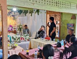 Kehadiran yang Menguatkan: Ketulusan Khenoki Waruwu Sentuh Hati Warga Nias Barat