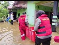 Polres Asahan Salurkan 500 Paket Makanan untuk Warga Terdampak Banjir di Sei Dadap