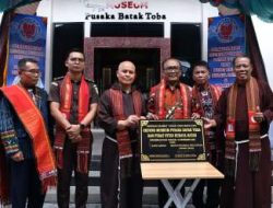 Wabup Samosir Resmikan Museum Pusaka Batak Toba, Salurkan Bantuan Rp50 Juta