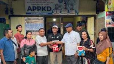 Pedagang Pasar Dairi Kirim Tim Kemanusiaan untuk Korban Bencana Tapteng