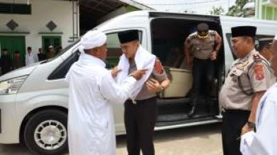 Kapolres Labuhanbatu Perkuat Silaturahmi dengan Ulama di Persulukan Al-Barokah