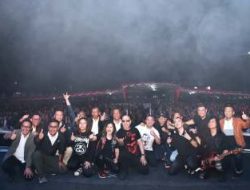 Bupati Samosir Hadiri HUT ke-27 Kabupaten Toba, Serukan Kolaborasi Kawasan Danau Toba