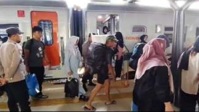 Puncak Mudik KA Sumut Tembus 11 Ribu Penumpang