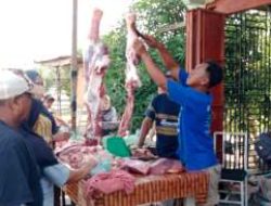Harga Daging Kerbau di Meranti Turun Jelang Lebaran