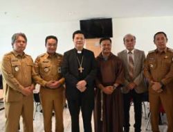 Bupati Oloan Nababan Hadiri Syukuran Tahun Baru HKBP di Tarutung