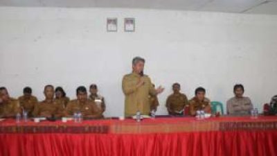 Wabup Deni Lumbantoruan Pimpin Rakor Pascabencana di Parmonangan, Fokus Percepatan Pemulihan