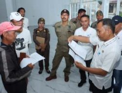Pemkab Samosir Hentikan Sementara Pembangunan Villa Tanpa Izin di Tuktuk