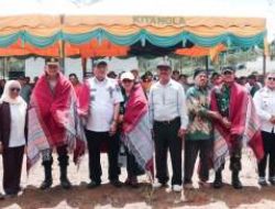 Pemkab Dairi Genjot Penghijauan, 5.000 Pohon Produktif Ditanam