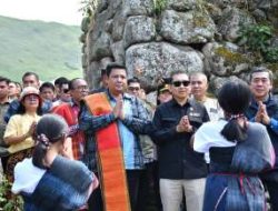 Fadli Zon Kagumi Huta Simarmata