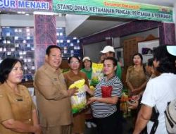 Pemkab Samosir Gelar Gerakan Pangan Murah, Warga Antusias Berburu Sembako Murah