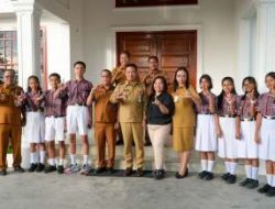 Bupati Oloan Nababan Dorong Semangat Siswa SMP yang Lolos SMA Unggulan