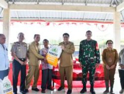 Pemkab Samosir Salurkan Bantuan Bibit Jagung 40 Hektare