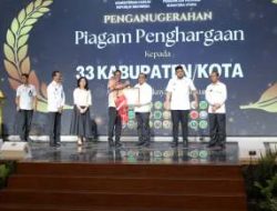 Pemkab Samosir Raih Penghargaan Posbankum