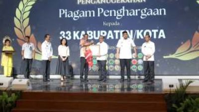 Pemkab Samosir Raih Penghargaan Posbankum