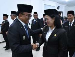 Sembilan Pejabat Tinggi Pratama Dilantik di Samosir