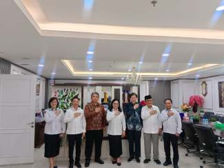 Audiensi ke Kemendikdasmen dan Kemenag, Bupati Taput Laporkan Penanganan Sekolah Bencana dan Undang Menteri Buka Rakernas V MPK