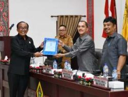 Wabup Samosir Sampaikan Nota P-APBD 2026 dan Penyertaan Modal Bank Sumut